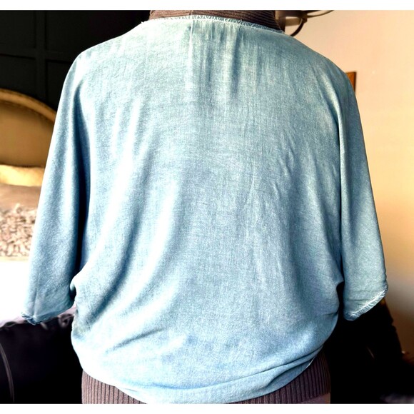 Young Fabulous Broke M Blue 100% Rayon Wrap Tie Crop Blouse Coastal Casual - Picture 2 of 11